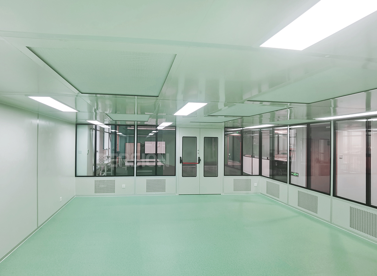 电子车间万级洁净室的相关技术指标